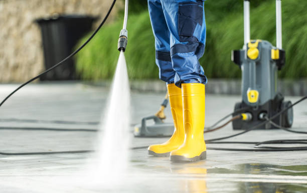 Best Sidewalk Pressure Washing  in Center Moriches, NY